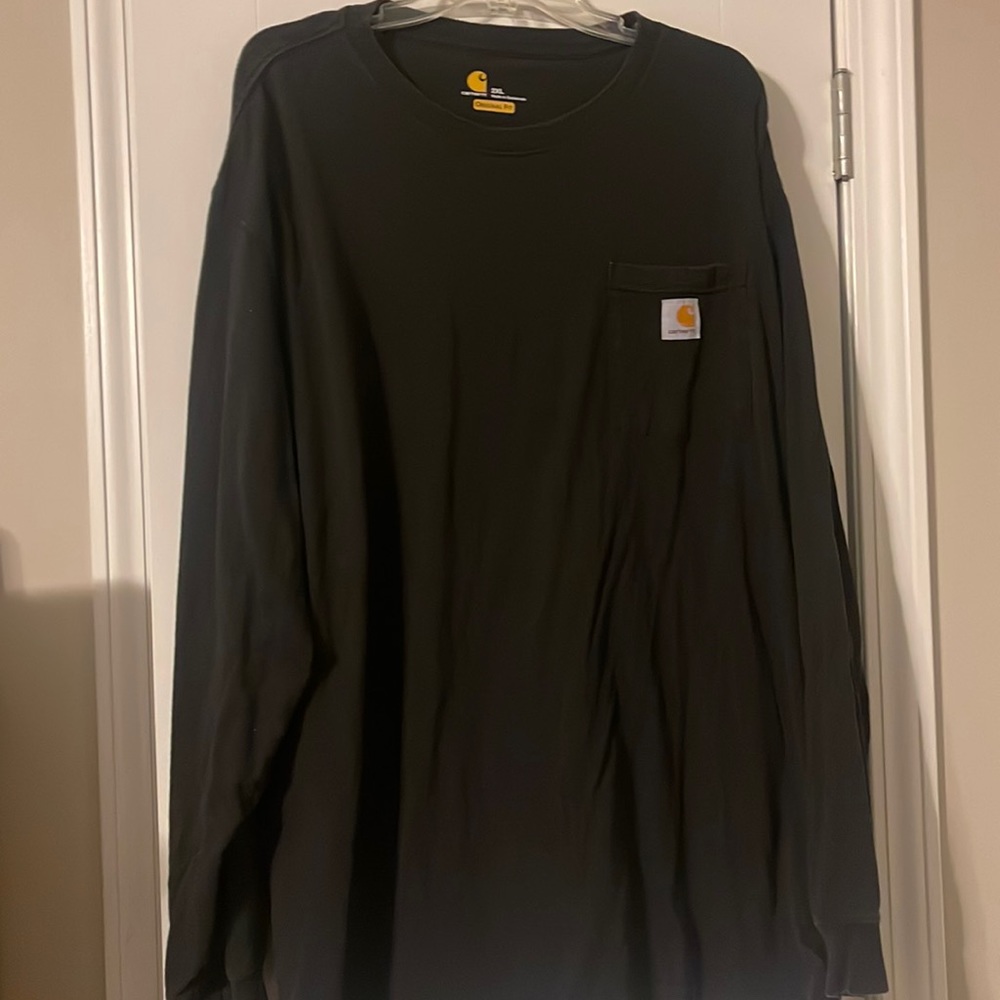 Men’s black carhartt long sleeve